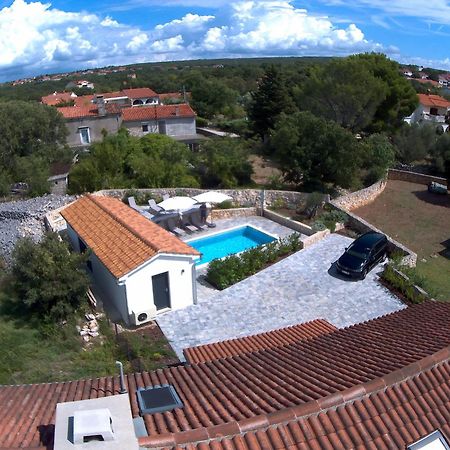 Villa Diny With Pool Pinezići Exteriér fotografie