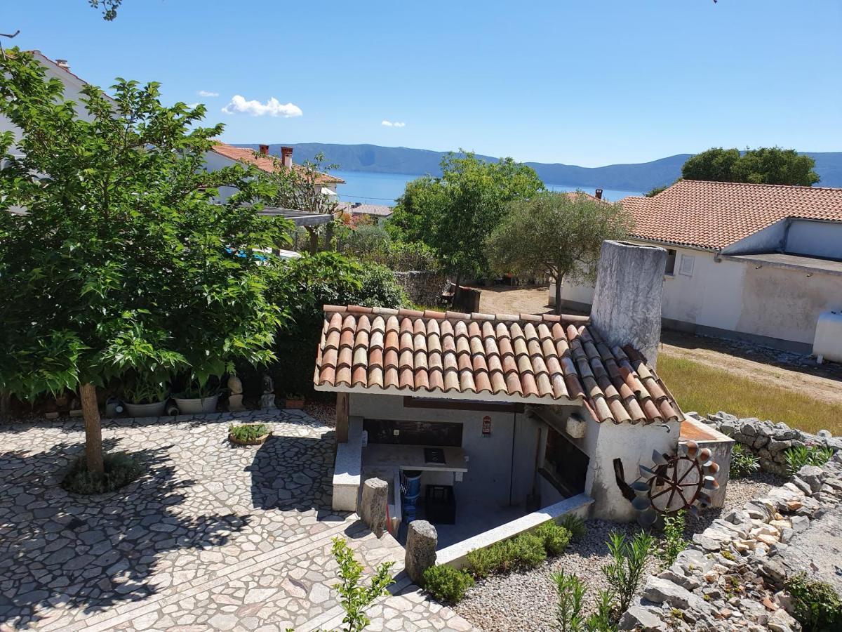 Villa Diny With Pool Pinezići Exteriér fotografie